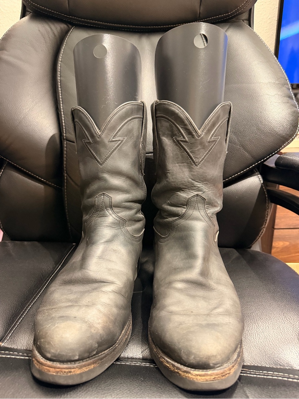 Tecovas Knox in Carbon